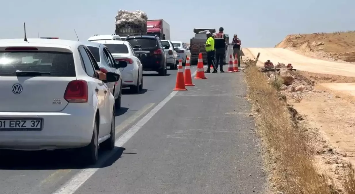 Şanlıurfa'da Yaya Tırın Altında Kaldı, Bir Can Gitti
