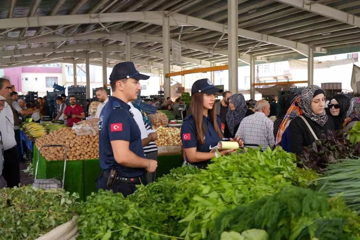 Şehitkamil'de Pazar Yerlerinde Zabıta Ekiplerinden Sıkı Denetim
