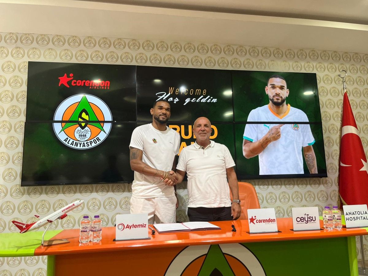 Alanyaspor'dan Dört Yeni Transfer İmzası