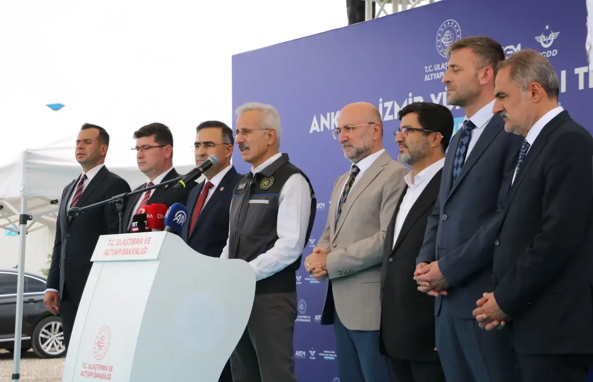 Ankara-İzmir Yüksek Hızlı Tren Hattı ile Seyahat Süresi 3,5 Saate Düşecek