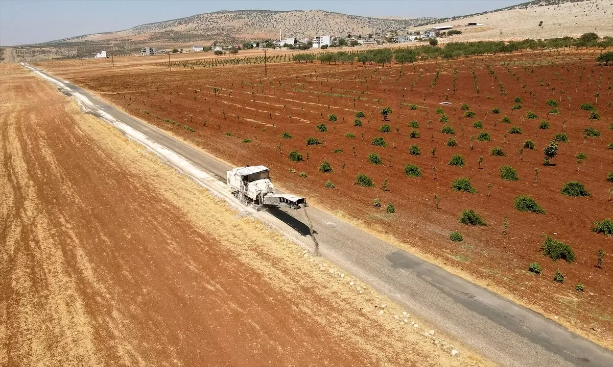 Araban'da Grup Yolu Yenileme Çalışmaları Başladı