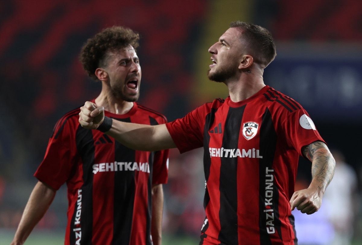 Burak Yılmaz Yönetiminde Gaziantep FK, Gençlerbirliği'ni Son Dakikada 2-1 Yendi