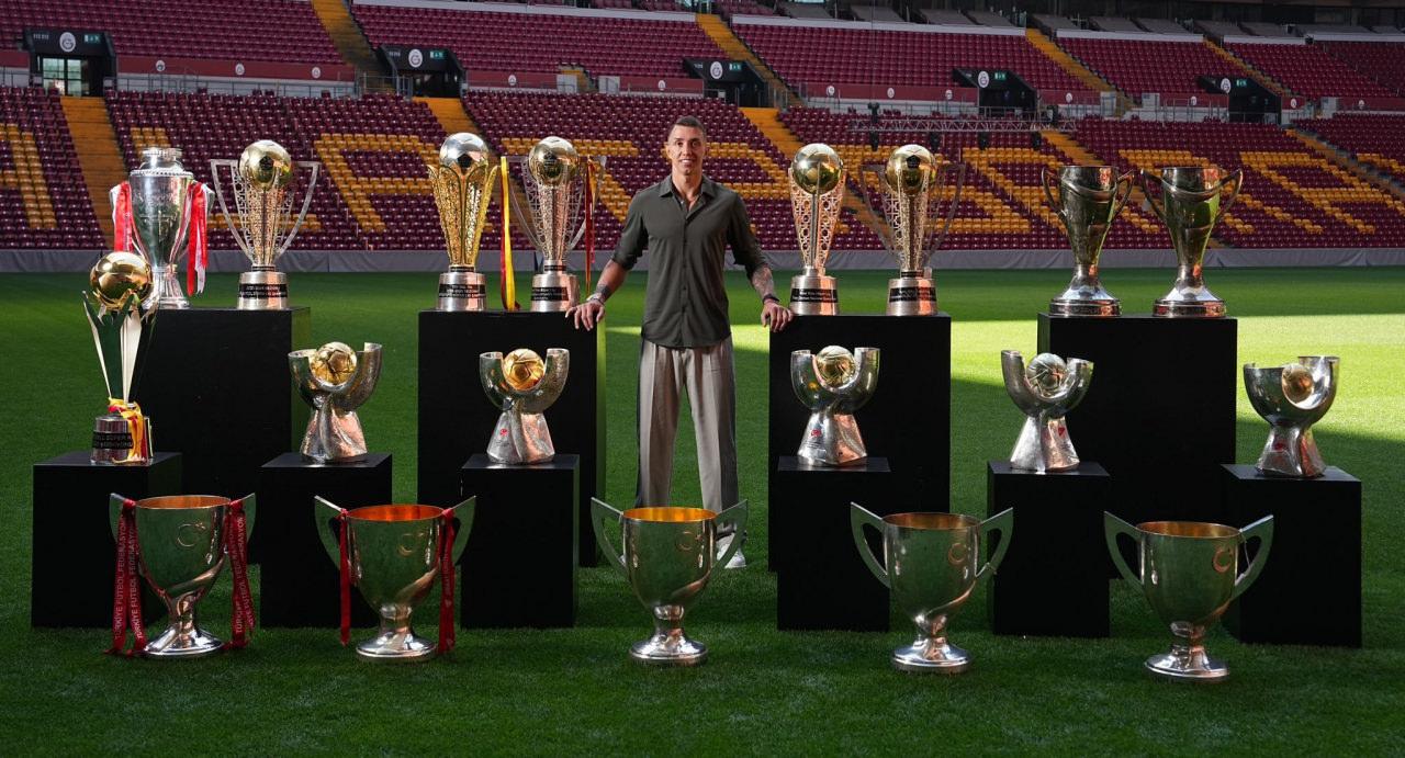 Fernando Muslera, Galatasaray'a Veda Etti: Yeni Sezona Duygusal Mesaj