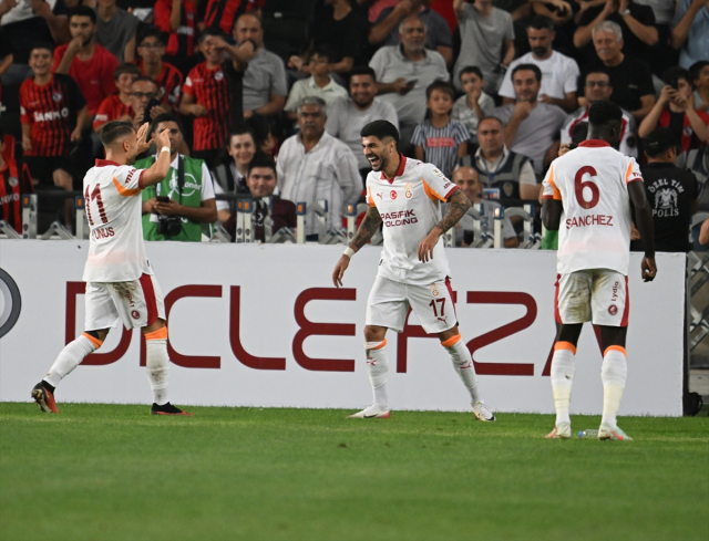 Galatasaray, Gaziantep'te 3-0'lık Zaferle Başladı