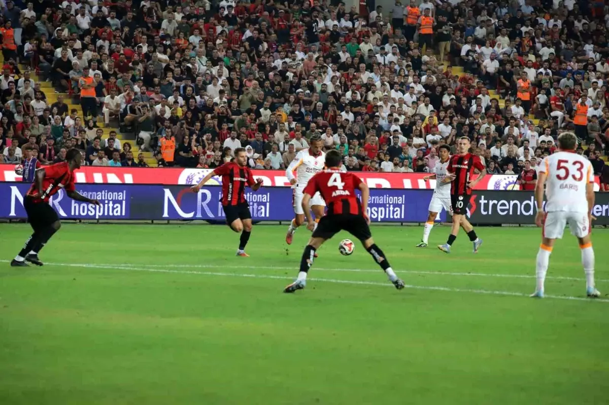 Galatasaray, Süper Lig Sezonuna Gaziantep FK Karşısında Galibiyetle Başladı