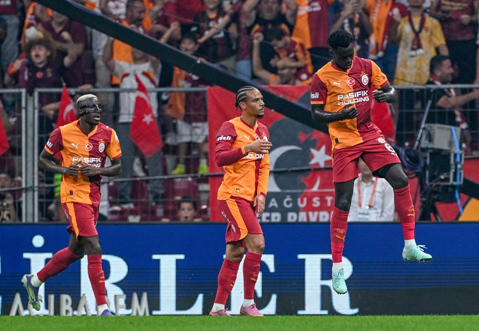 Galatasaray'da Osimhen ve Icardi'nin Golleri Devam Ediyor, 15 Maçlık Galibiyet Serisi Sürüyor