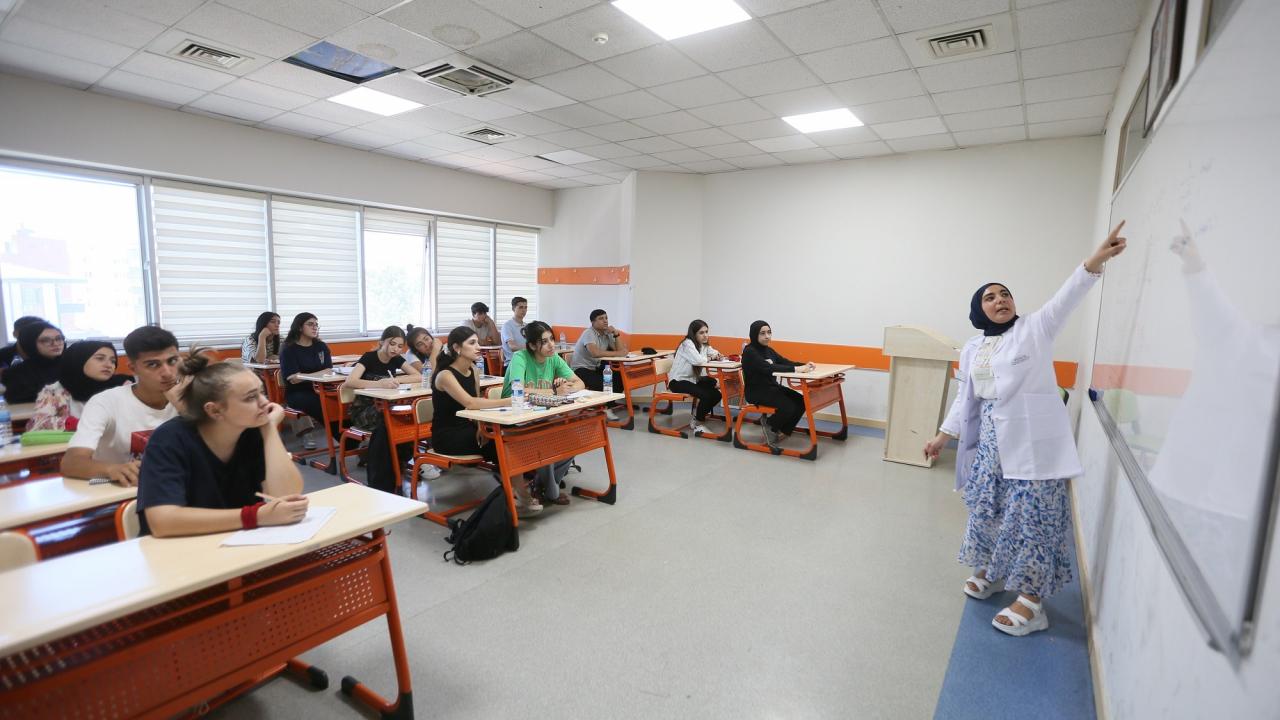 GASMEK, 2025 LGS'de 153 Öğrencisini Başarılı Liselere Yerleştirdi