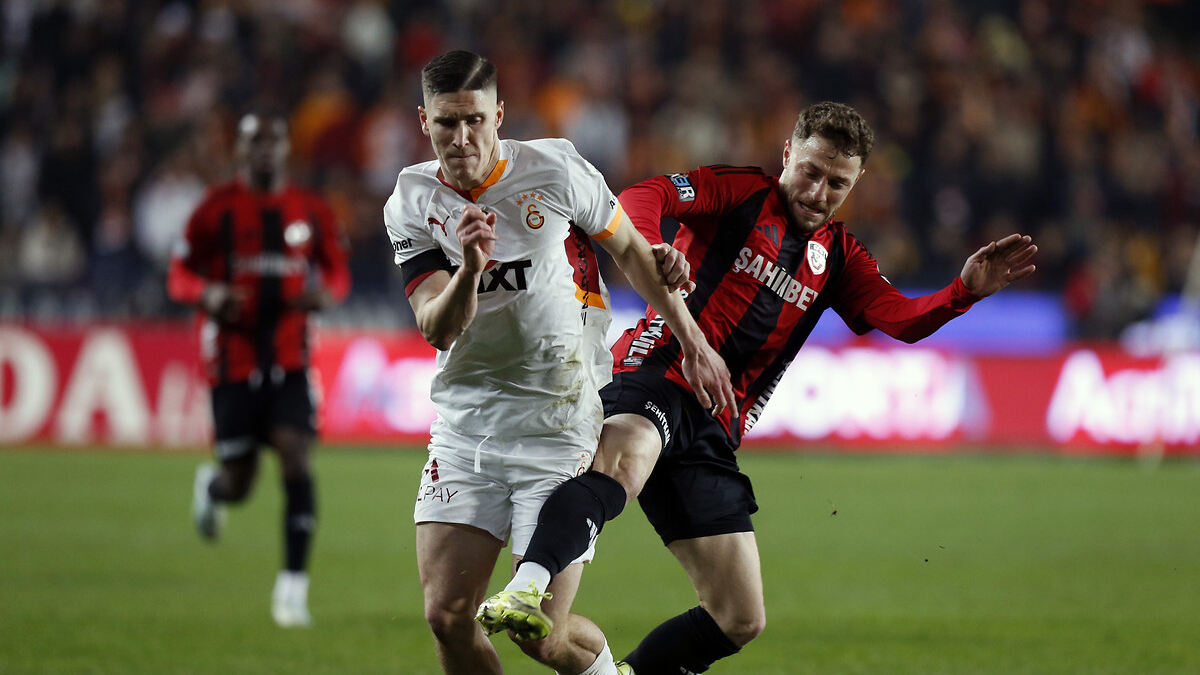 Gaziantep FK - Galatasaray Maçının İlk 11'leri