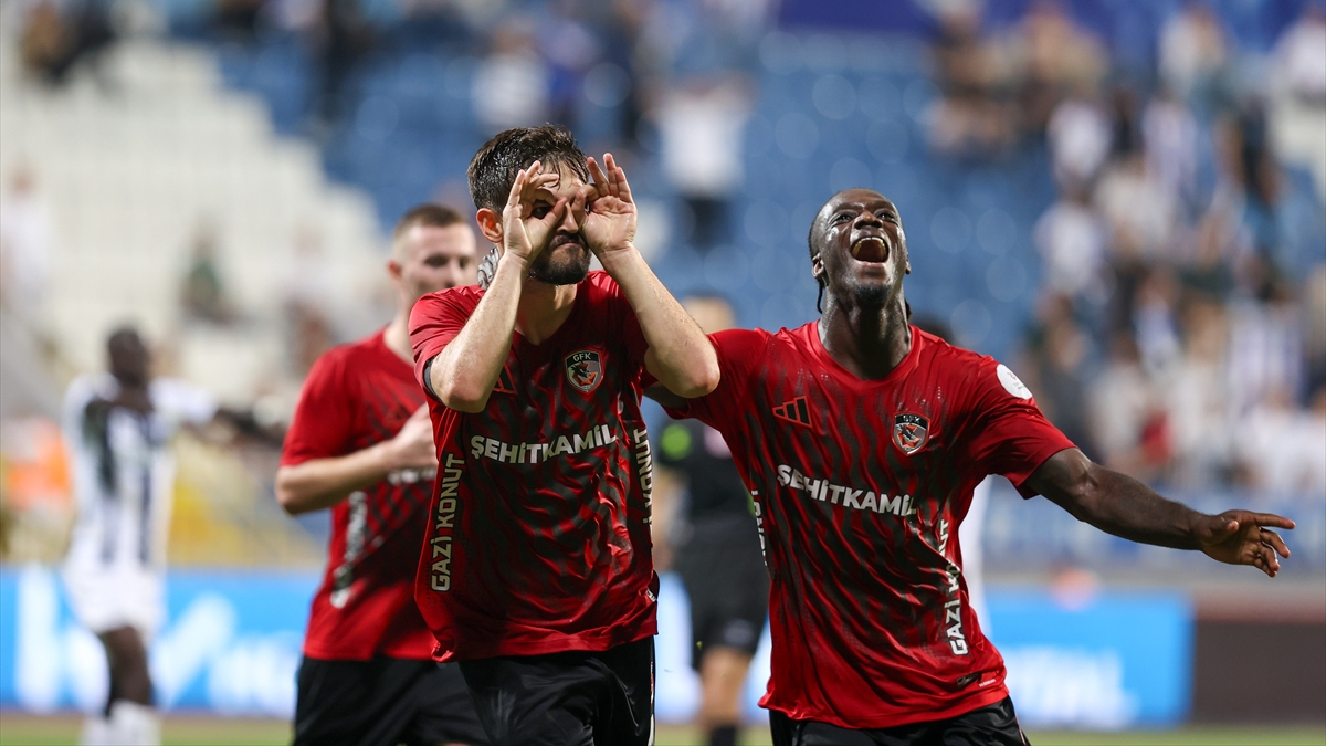 Gaziantep FK, Kasımpaşa'yı 3-2 Yenerek 4. Haftada Kritik Bir Zafer Elde Etti