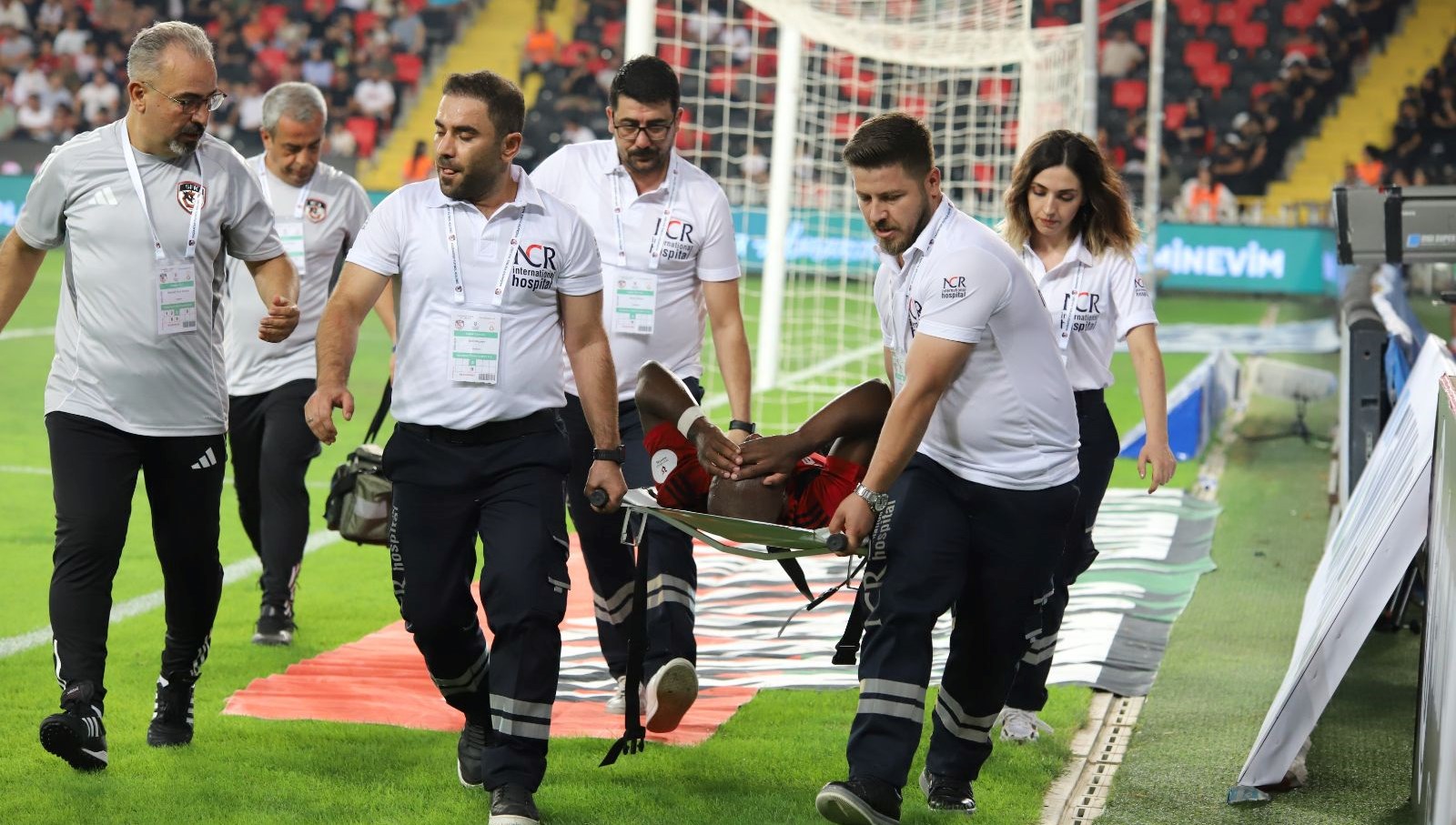 Gaziantep FK, Salem M'Bakata'nın Sağlık Durumunu Açıkladı