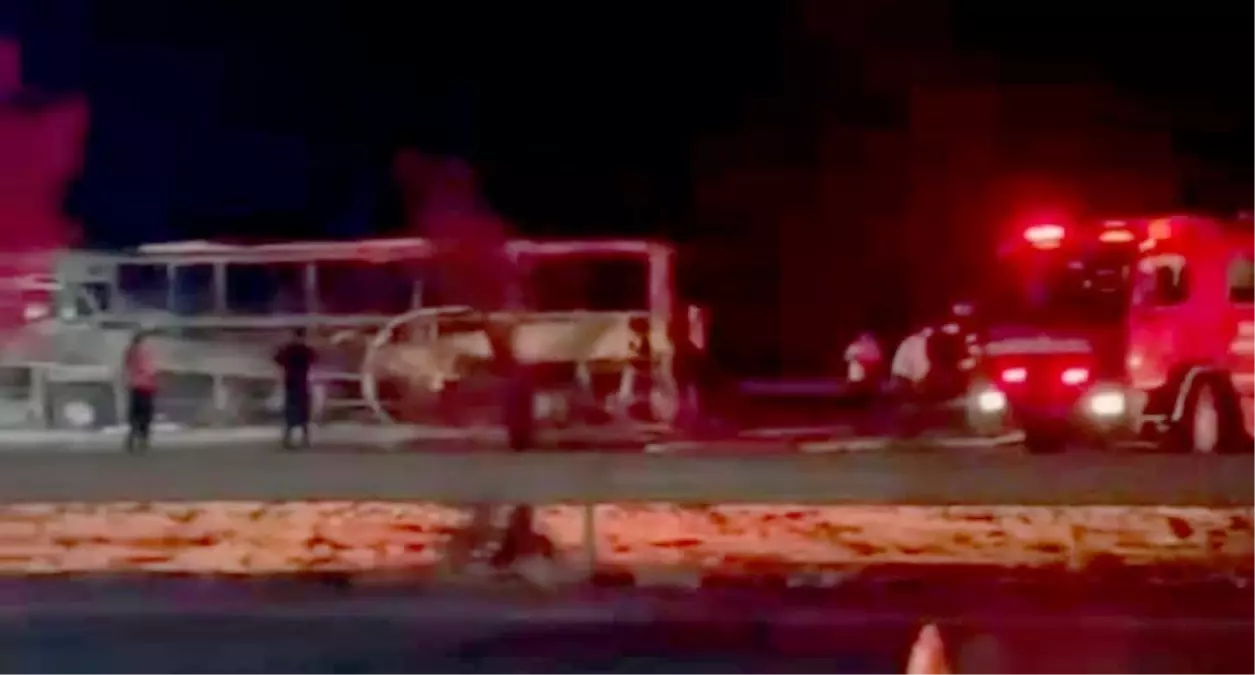 Gaziantep Nurdağı'nda Seyir Halindeki Yolcu Otobüsünde Çıkan Yangın