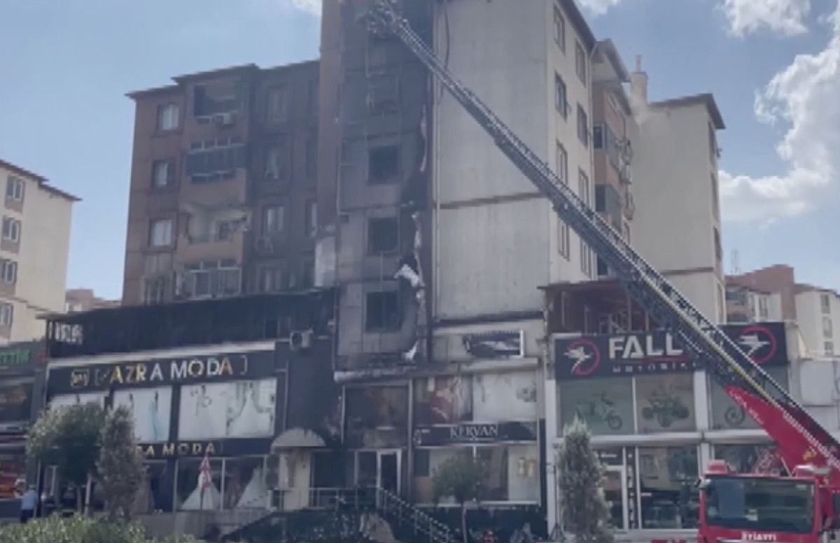 Gaziantep'te 5 Katlı Binada Yangın: 23 Kişi Dumandan Etkilendi