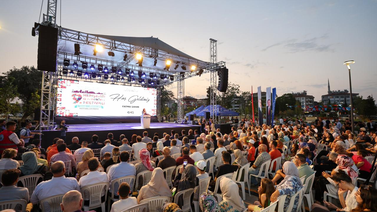 Gaziantep’te 9. Hemşehri Dernekleri Festivali Coşkuyla Başladı