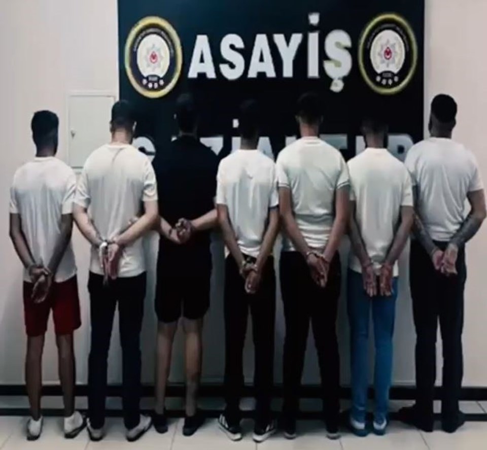 Gaziantep'te Bülbülzade Parkı'nda Silahlı Çatışma: 1 Genç Hayatını Kaybetti, 7 Kişi Gözaltında