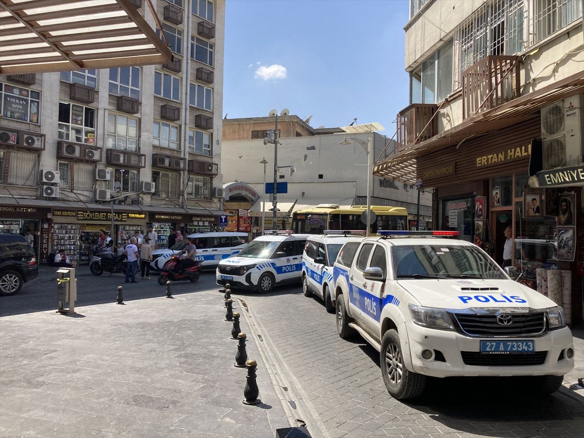 Gaziantep'te Cep Telefonu Kaçakçılığına Yönelik Büyük Operasyon