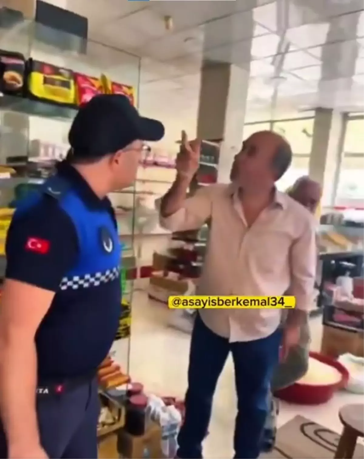 Gaziantep'te Esnaf Zabıta Ekiplerine Saldırdı ve Tehdit Etti