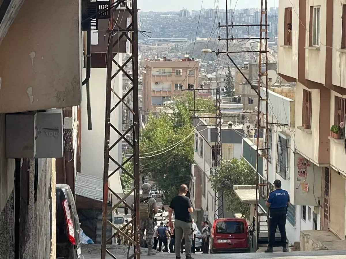 Gaziantep'te Firari Hükümlü Gizli Bölmede Yakalandı: Özel Harekat Operasyonu Başarılı Oldu