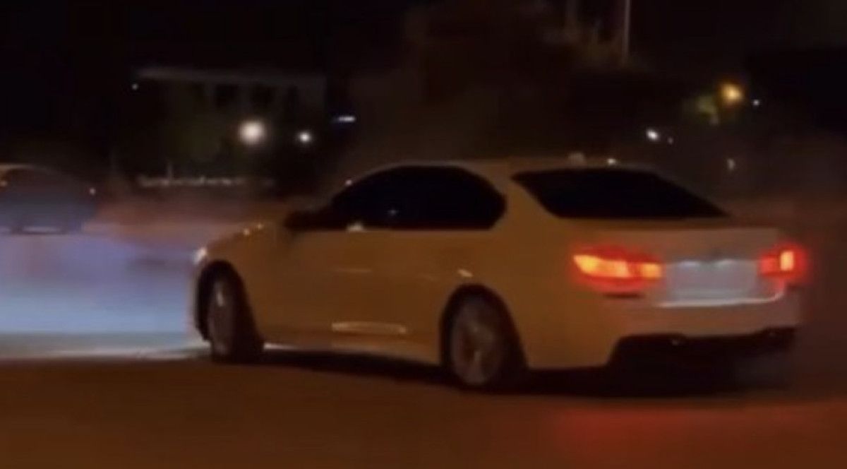 Gaziantep'te Trafik Güvenliği Tehlikeye Sokuldu: Araç ve Yaya Trafiğine Açık Caddede Drift Yapan Sürücüye Ağır Ceza