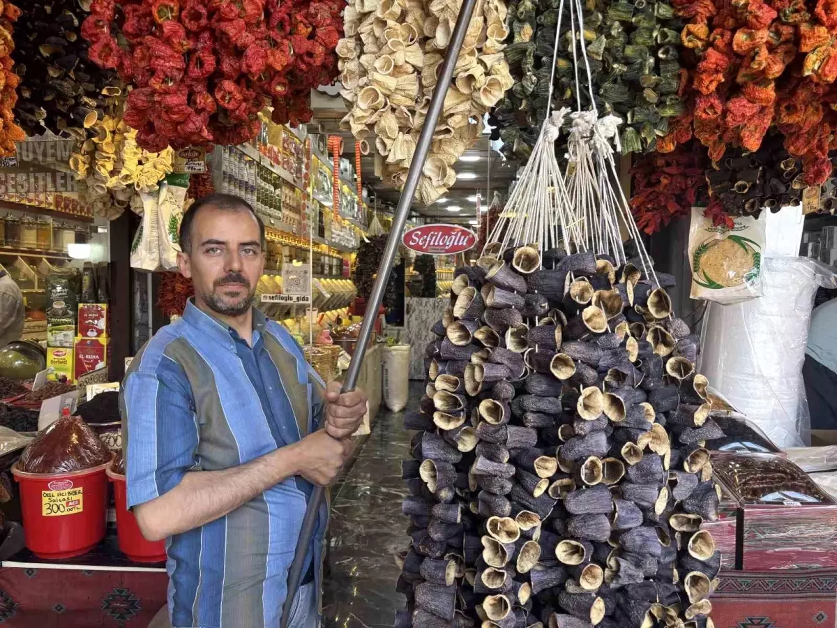 Gaziantep'te Yeni Mahsul Kurutmalıkların Tezgahlardaki Yeri