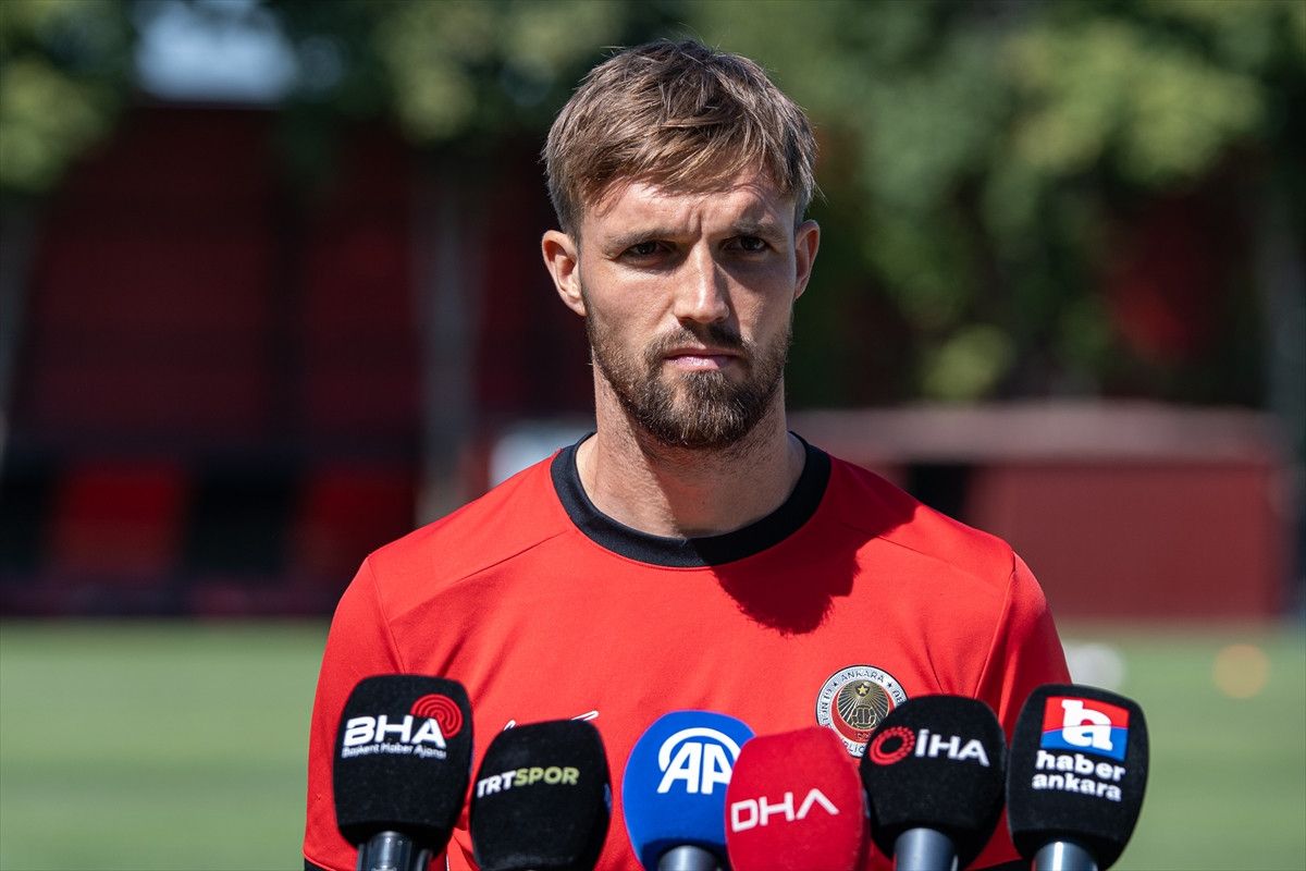 Gençlerbirliği Oyuncuları Zan Zuzek ve Göktan Gürpüz: Fenerbahçe Maçı Öncesi Değerlendirmeler