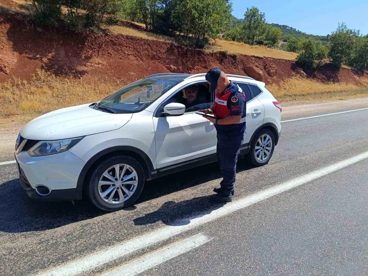 Gölbaşı'nda Asayiş ve Trafik Denetimi Yapıldı