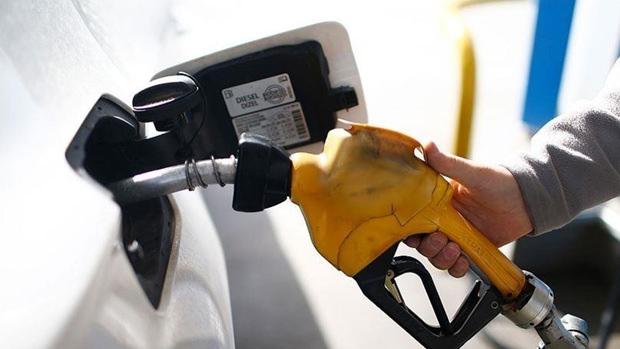 Güncel Akaryakıt Fiyatları: Benzin, Motorin ve LPG 2025