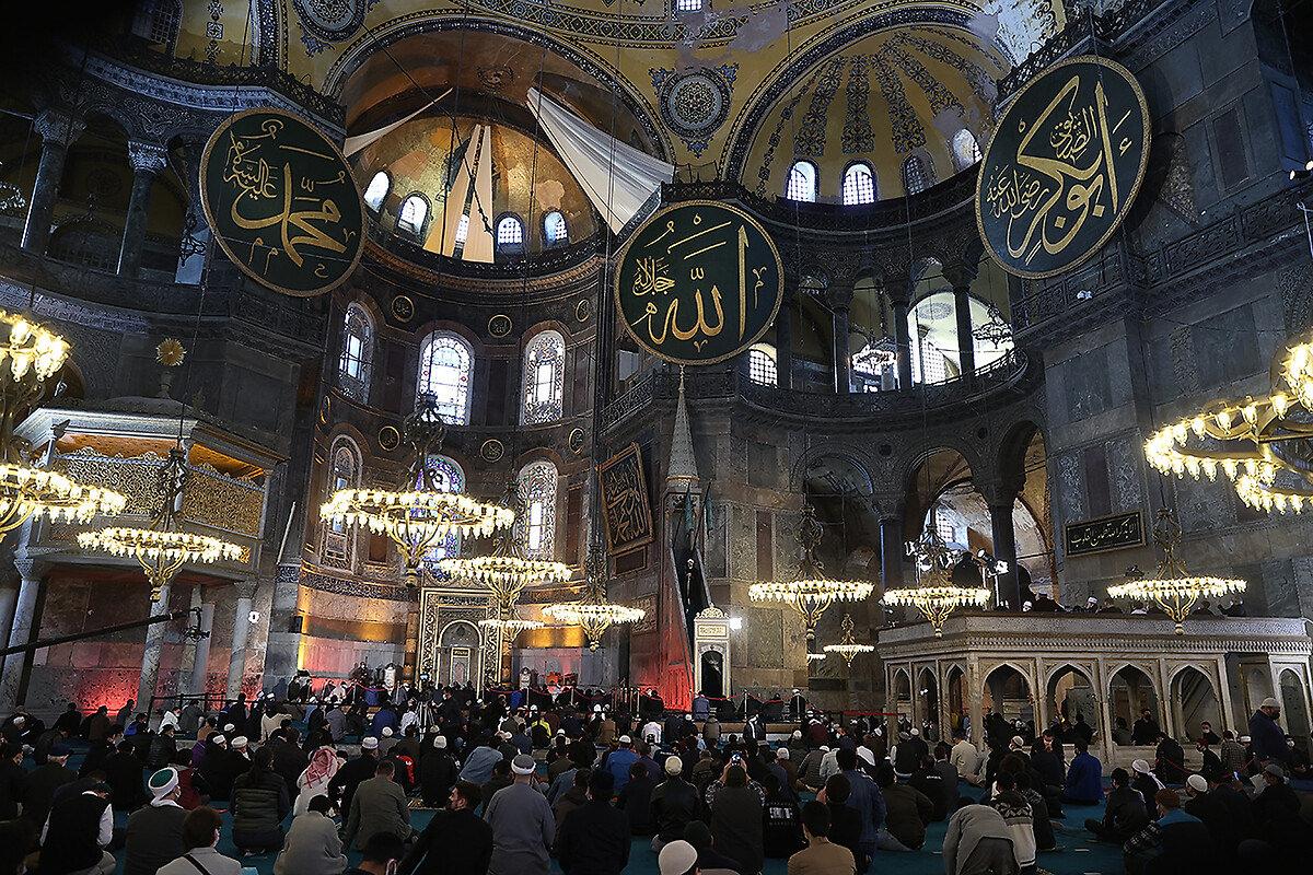Hutbe bahaneli saldırıdan İslam karşıtlığı çıktı! Diyanet'i eleştiremedikleri tek konu