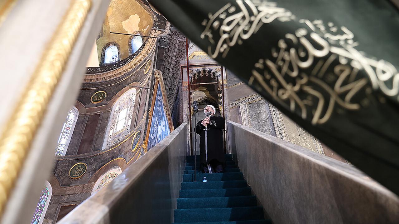 Hutbe bahaneli saldırıdan İslam karşıtlığı çıktı! Diyanet'i eleştiremedikleri tek konu