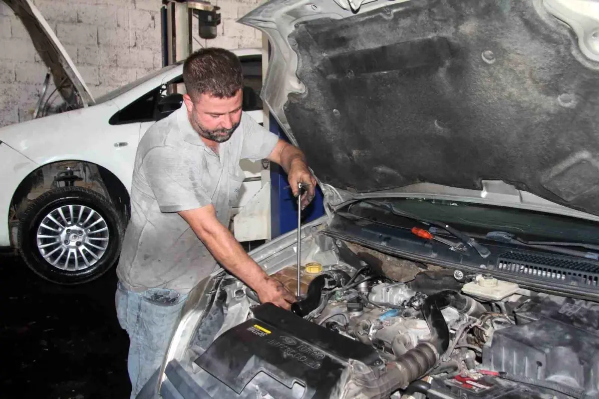 Oto tamirciler, 50 bin TL'ye çalıştıracak eleman bulamıyor