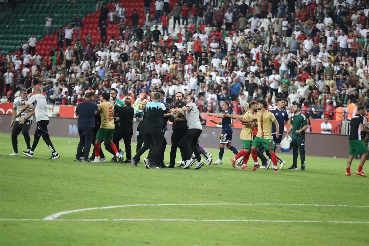 PFDK'dan Veysel Sapan'a 12 maç men cezası!