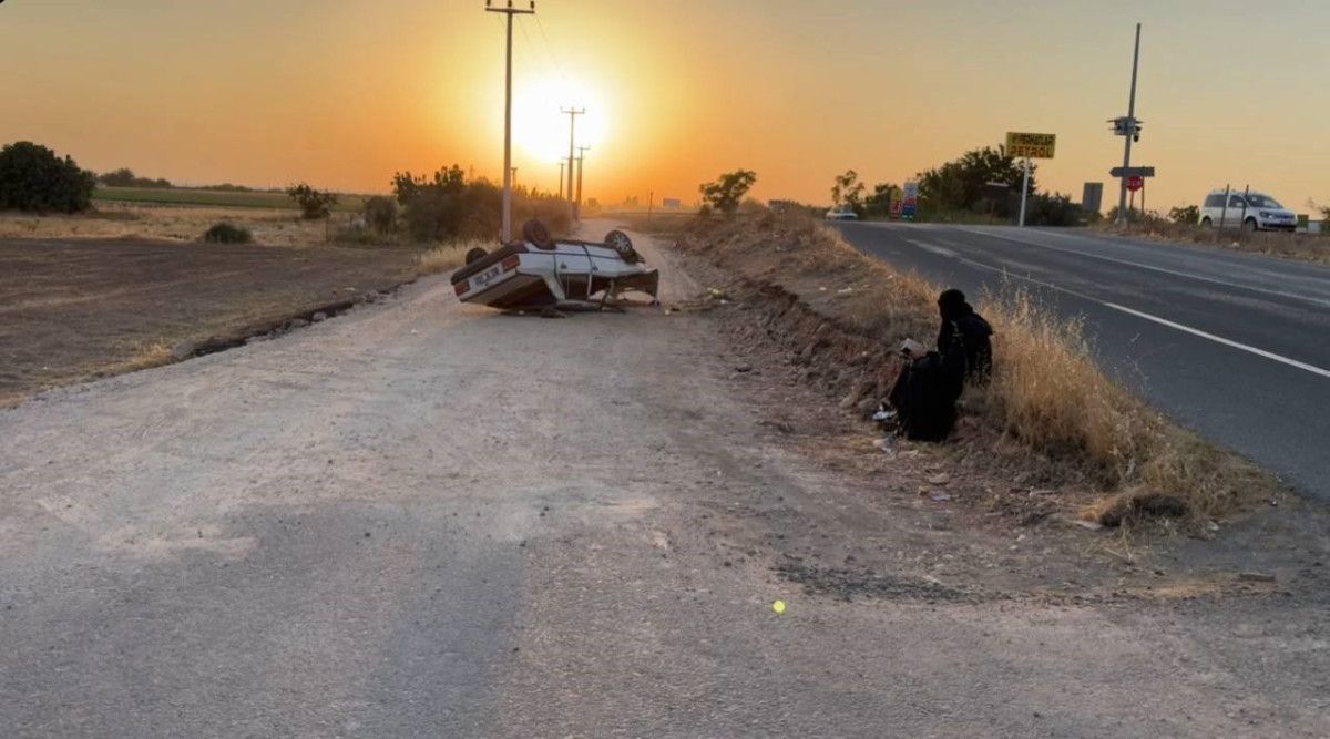 Şanlıurfa'da Kaza Sonrası Kur'an-ı Kerim Okuyan Kadın