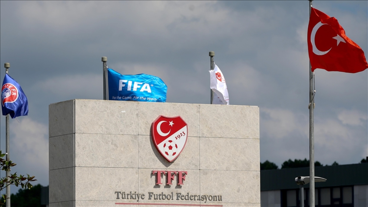 Süper Lig'de 8 kulüp PFDK'ye sevk edildi