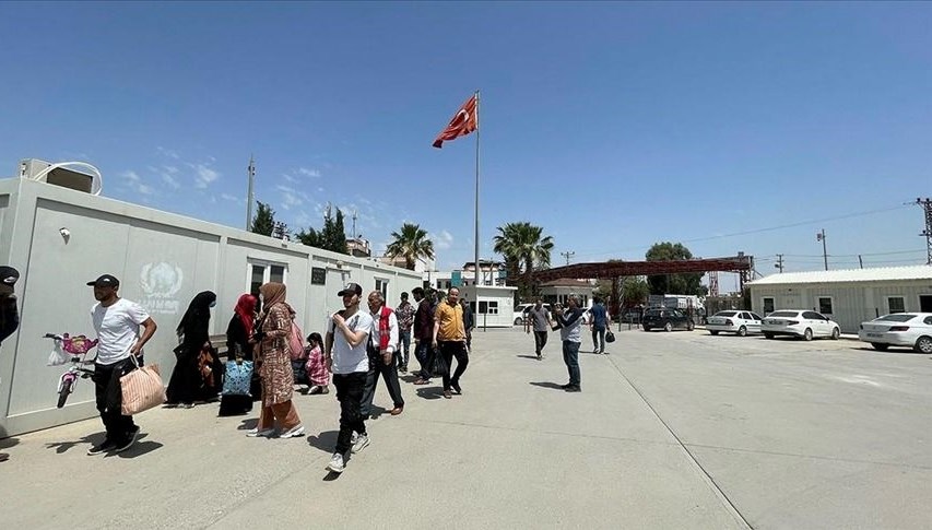 Suriye'ye Gönüllü Geri Dönüşler Artıyor: 400 Bin Suriyeli Ülkelerine Döndü