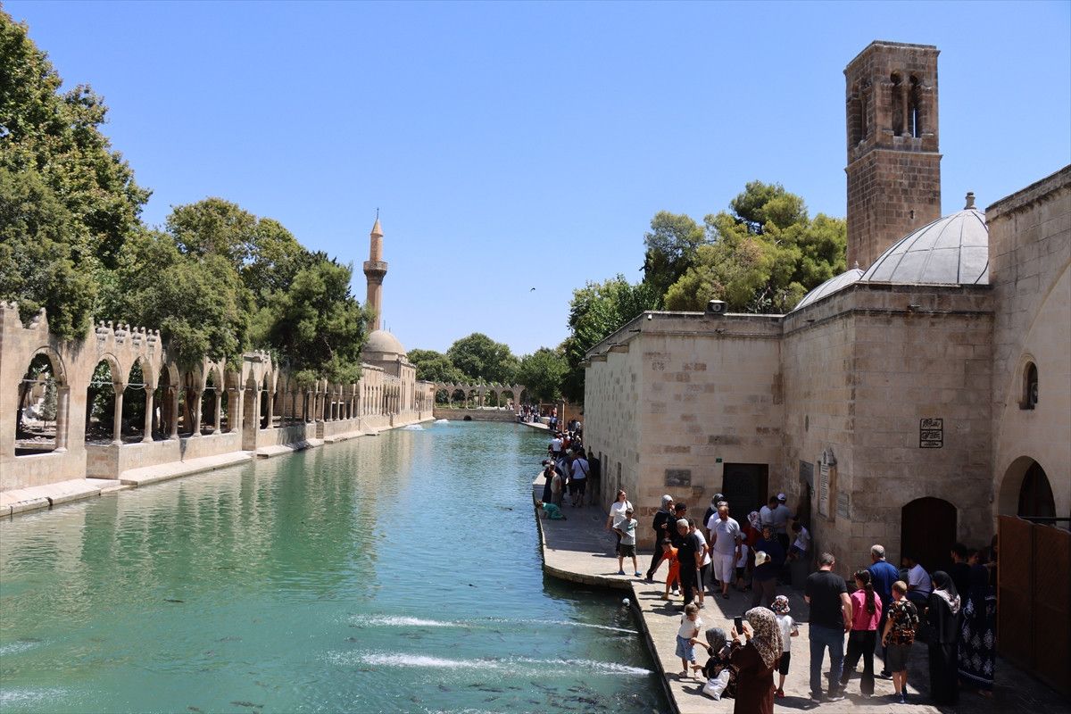 Türkiye'nin Sıcak Hava Dalgası: Gaziantep'ten Şanlıurfa'ya Termometreler 51 Dereceyi Gördü