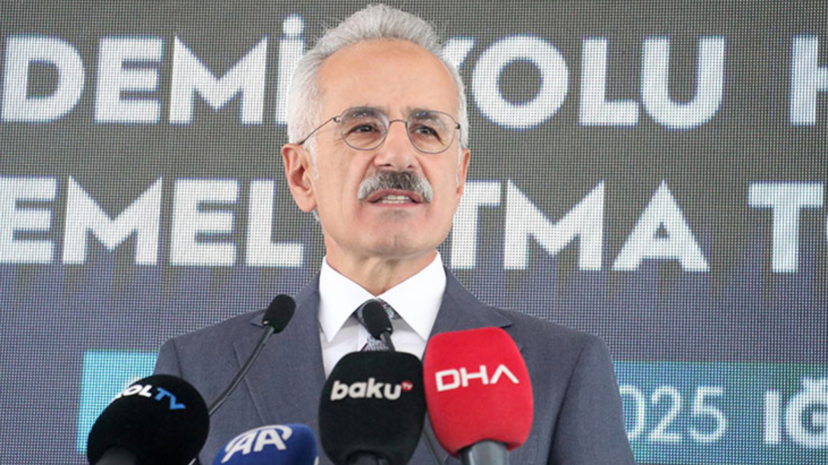 Ulaştırma ve Altyapı Bakanı Abdulkadir Uraloğlu: Zengezur Koridoru Projesinden 147,6 Milyar Lira Kazanç Bekleniyor