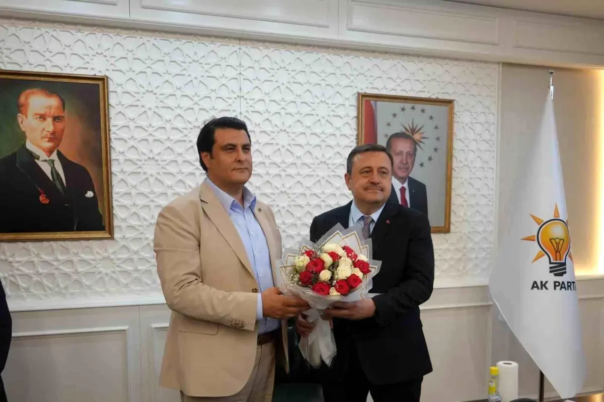 Umut Yılmaz AK Parti'ye Katıldı