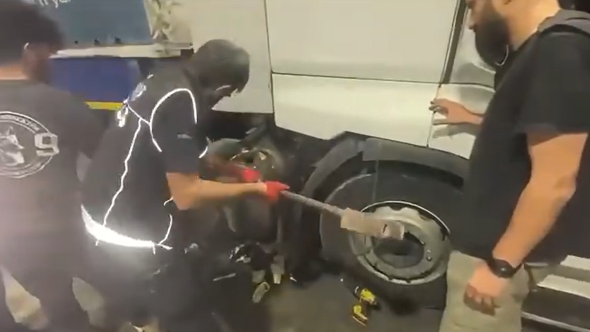 Uyuşturucu Operasyonunda 73 İl'de 1.695 Şüpheli Yakalandı