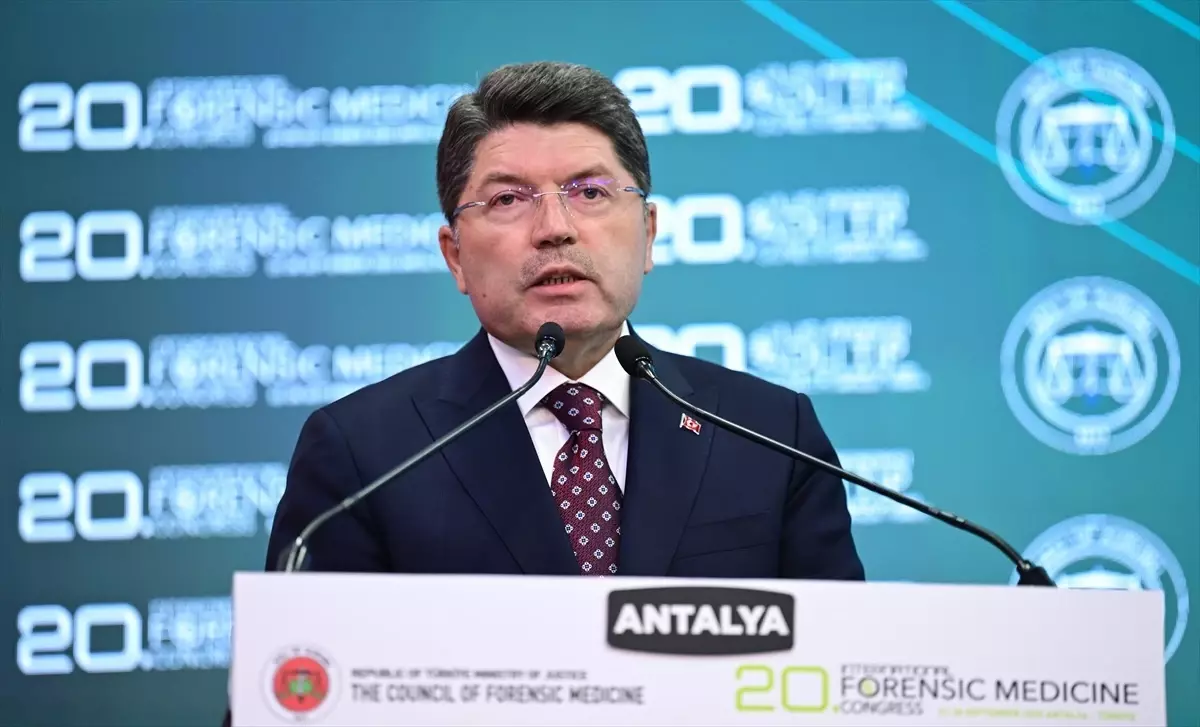 Adalet Bakanı Yılmaz Tunç: Gaza'daki Soykırım Suçları Uluslararası Adalet Önünde Hesap Verecek