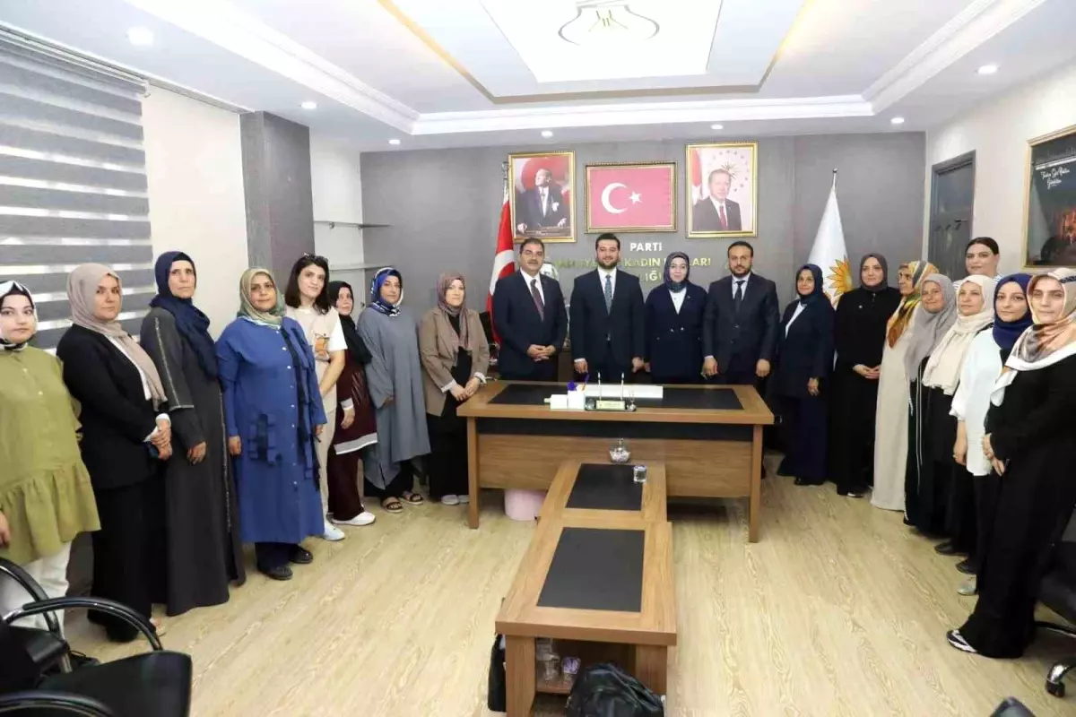 AK Parti Milletvekili Mesut Bozatlı'dan Haliliye Muhtarlarıyla Türkiye Yüzyılı Vizyonu Buluşması