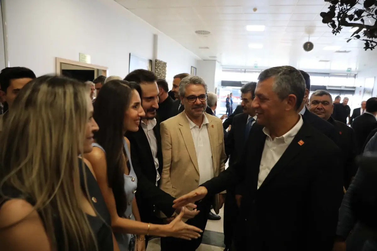 CHP Genel Başkanı Özgür Özel'in Gaziantep Ziyareti ve Önemli Görüşmeleri