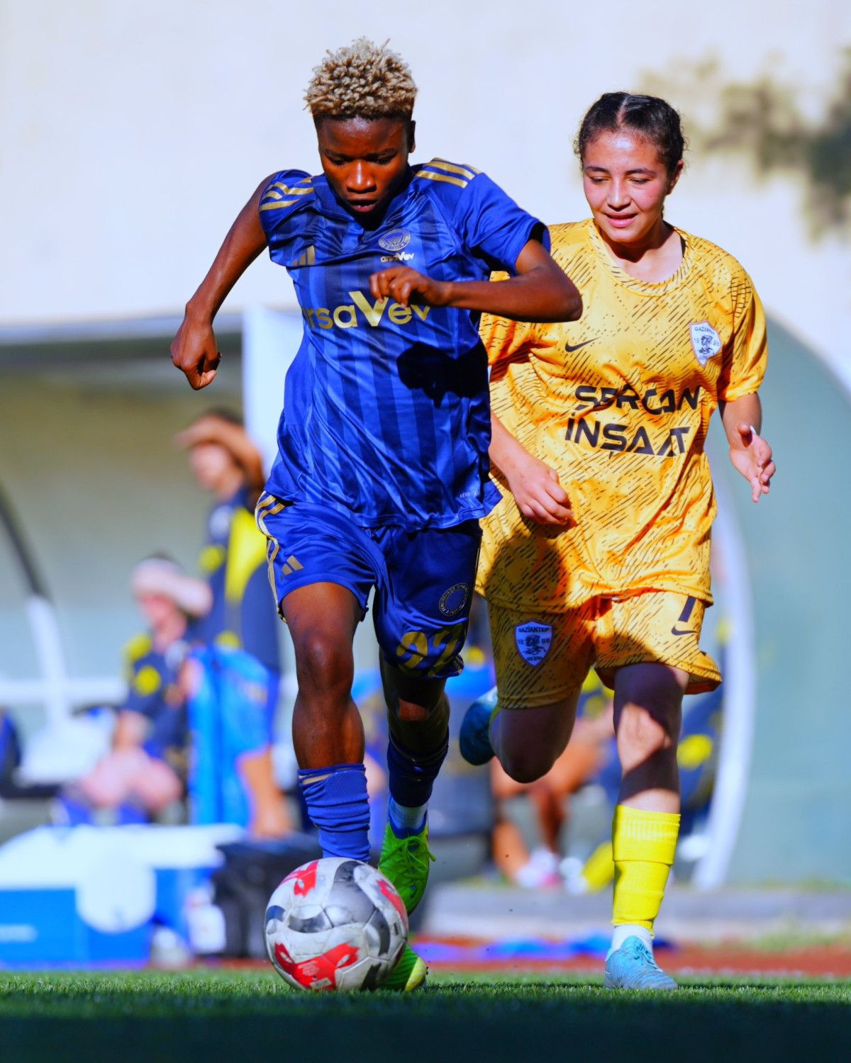 Fenerbahçe Kadın Futbol Takımı'ndan ALG Spor'a tarihi fark!