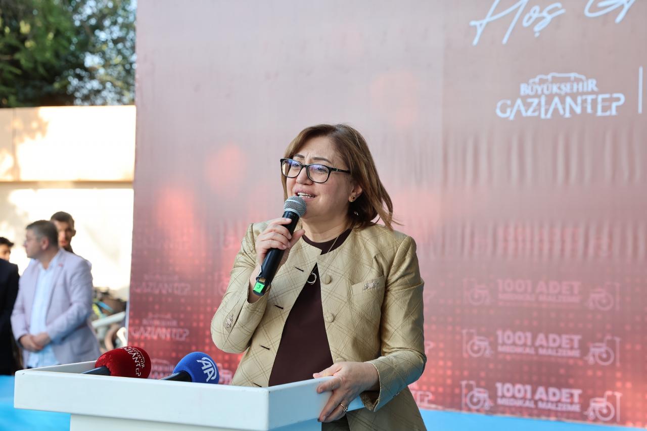 Gaziantep Büyükşehir Belediyesi’nden Engelli Vatandaşlara 1001 Medikal Destek Dağıtıldı