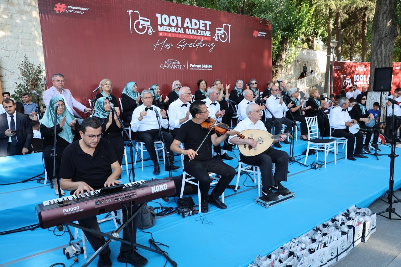 Gaziantep Büyükşehir Belediyesi’nden Engelli Vatandaşlara 1001 Medikal Destek Dağıtıldı