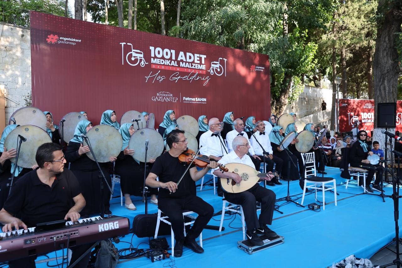 Gaziantep Büyükşehir Belediyesi’nden Engelli Vatandaşlara 1001 Medikal Destek Dağıtıldı