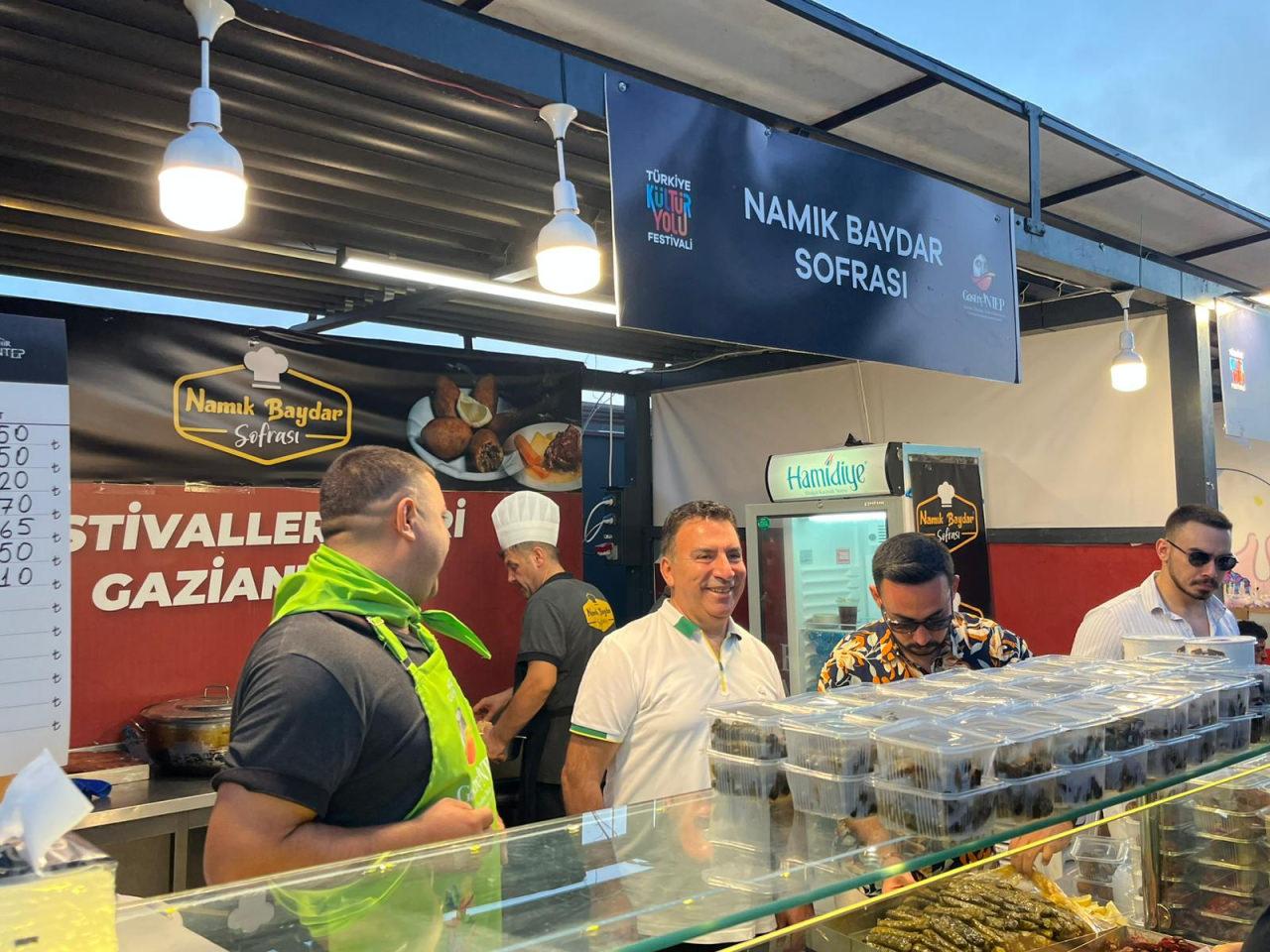 Gastronomi festivalinde Gaziantepli hanımlara meydan okudu: Yuvalamada ilk 5’teyim