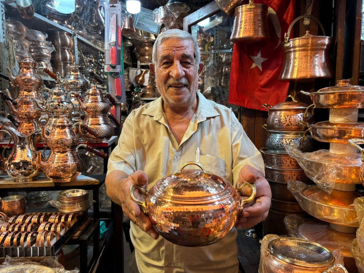 Gaziantep'in Tarihi Bakırcılar Çarşısı: 500 Yıllık El Sanatı ve Turistlerin Gözdesi