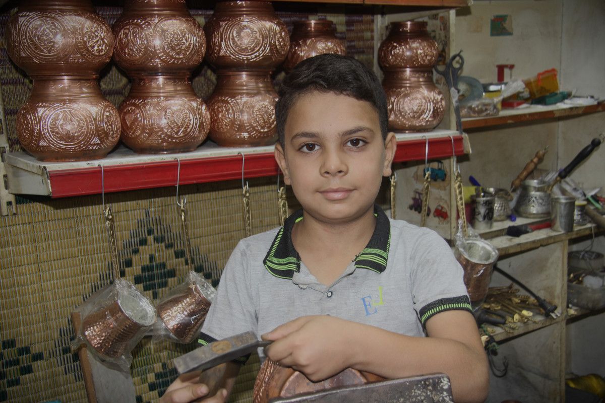 Gaziantep'in Tarihi Bakırcılar Çarşısında 10 Yaşındaki Bakır Ustası Yakup Can Bilici