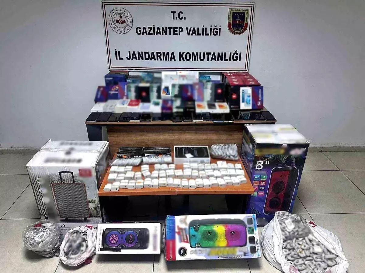 Gaziantep'te 1 Milyon TL Değerinde Kaçak Elektronik Eşyaya Operasyon