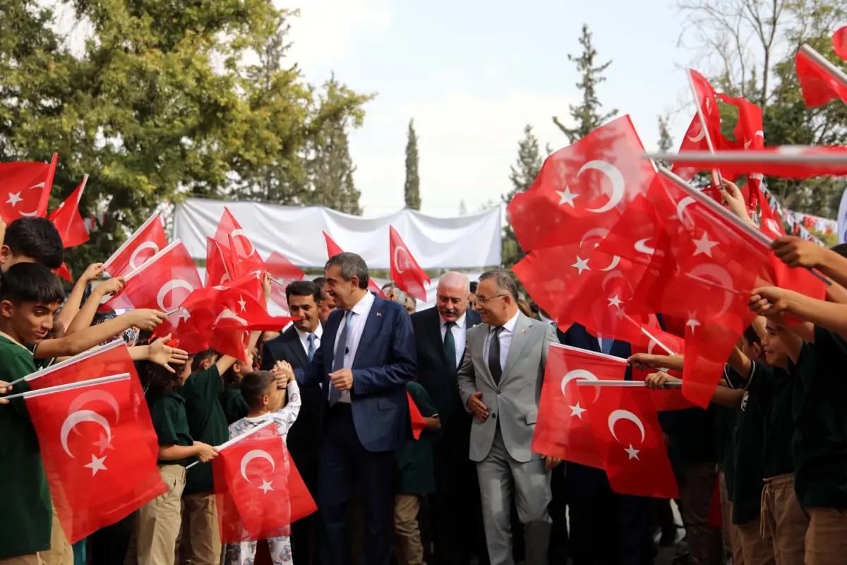 Gaziantep'te AK Parti Döneminde Derslik Sayısı 4 Kat Arttı
