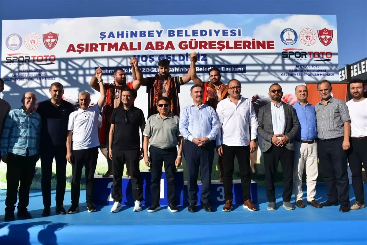 Gaziantep'te Aşırtmalı Aba Güreşi Türkiye Şampiyonası Sonuçlandı